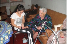 Visita al Hogar de Ancianos